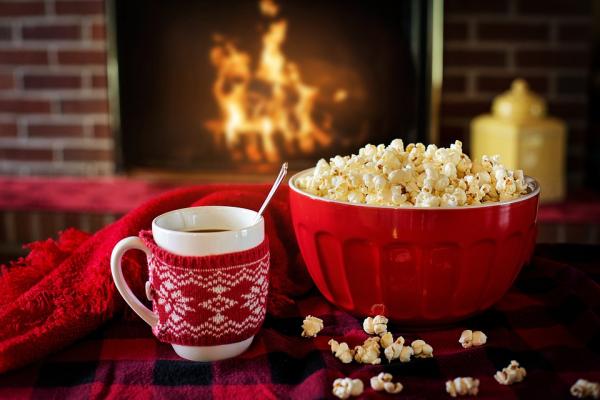 Voivatko koirat syödä popcornia?  - Onko popcorn hyvä koirille?